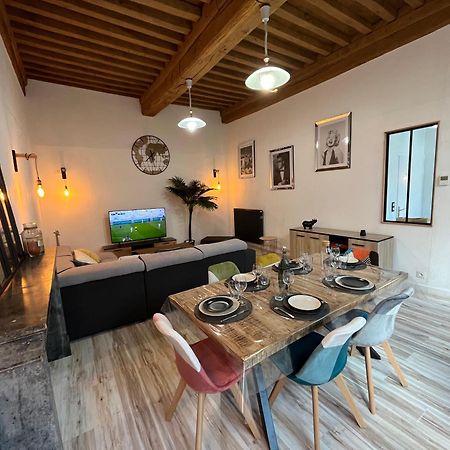 Appartement 6 Personnes - Au Coeur Du Centre Ville ปาเรย์-เลอ-มนยาล ภายนอก รูปภาพ