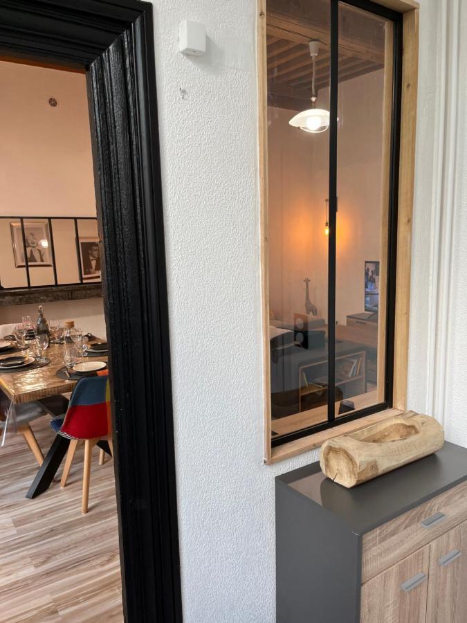 Appartement 6 Personnes - Au Coeur Du Centre Ville ปาเรย์-เลอ-มนยาล ภายนอก รูปภาพ